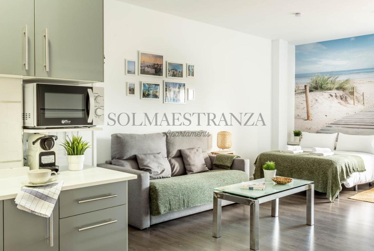 Atarazanas Apartment By Sol Maestranza 말라가 외부 사진